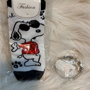 Black & White Joe Cool Snoopy Graphic Crew Socks & Bracelet